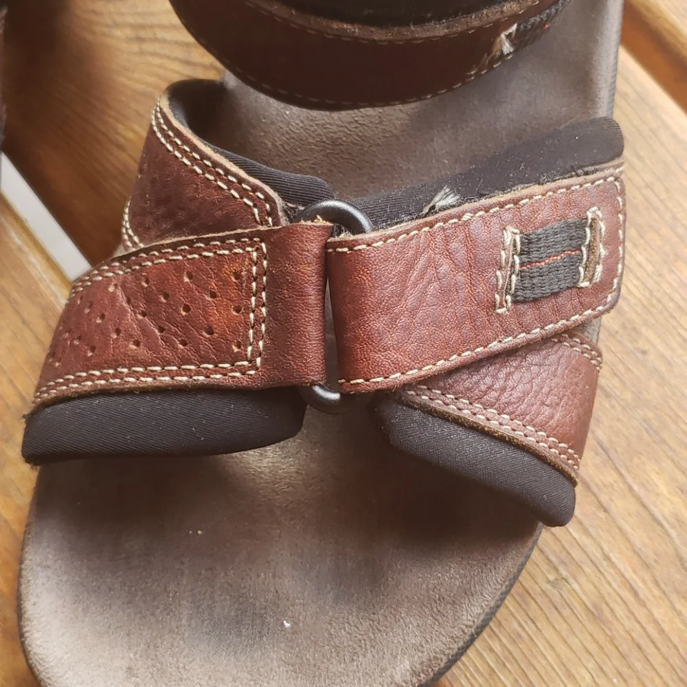 CLARKS Brown Leather Men's Keating Sporty Sandals sz 9 Style 78333